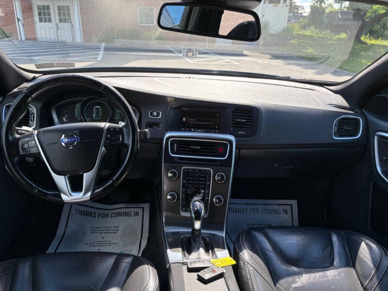 2015 Volvo V60 T5 Drive-E Premier Plus