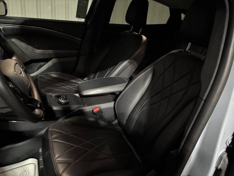 2024 Ford Mustang Mach-E Select