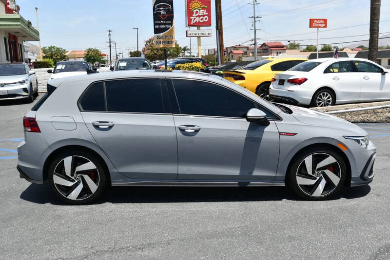 2022 Volkswagen Golf GTI SE