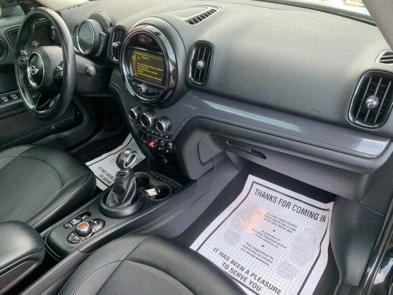 2018 MINI Countryman Cooper