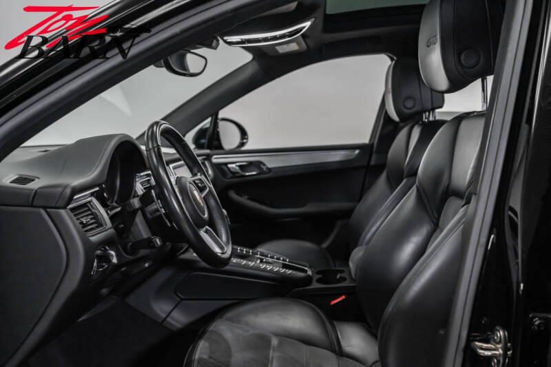 2018 Porsche Macan GTS