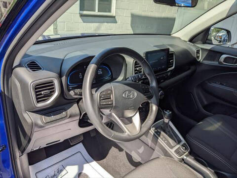 2025 Hyundai Venue SEL
