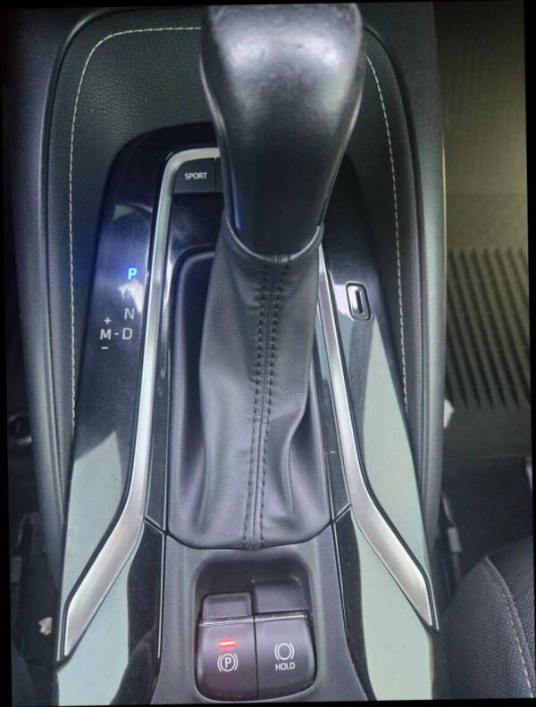 2022 Toyota Corolla Hatchback SE