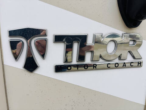 2017 Thor Motor Coach Compass 23TB