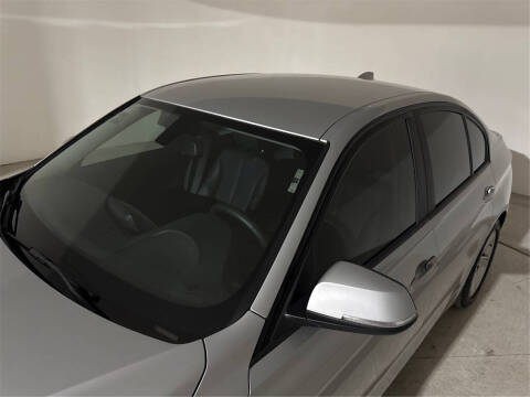 2015 BMW 3 Series 328i