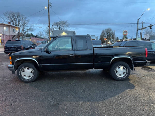 Used 1997 Chevrolet K1500 CHEYENNE with VIN 2GCEK19R6V1235781 for sale in Portland, OR