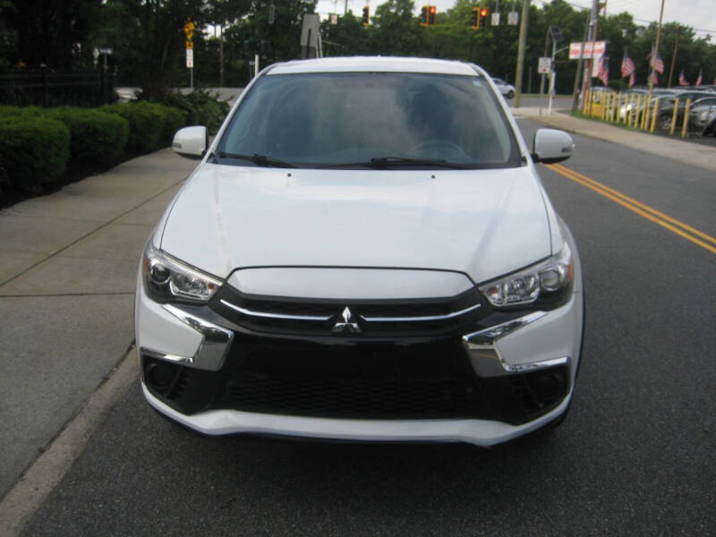 2018 Mitsubishi Outlander Sport ES's photo