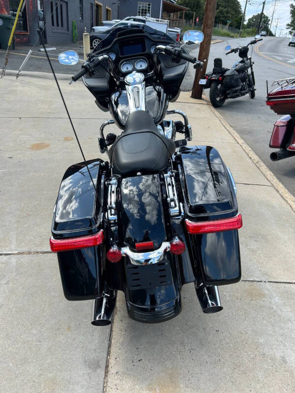 2021 Harley-Davidson Road Glide FLTRX