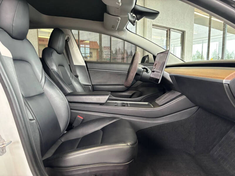 2021 Tesla Model 3 Standard Range Plus