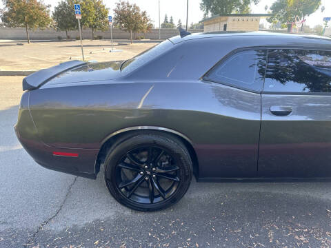 2017 Dodge Challenger