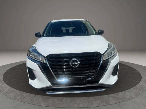2023 Nissan Kicks S