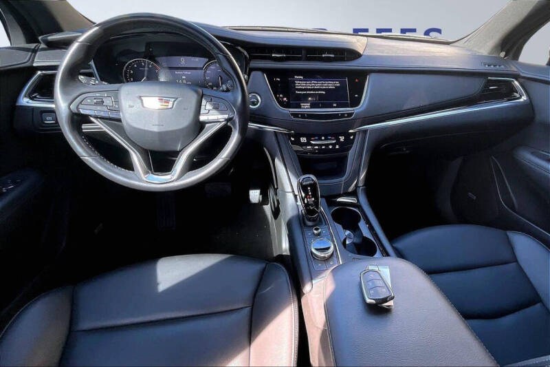 2024 Cadillac XT6 Luxury