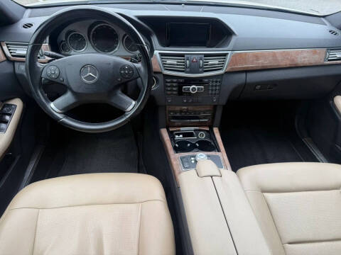 2012 Mercedes-Benz E-Class