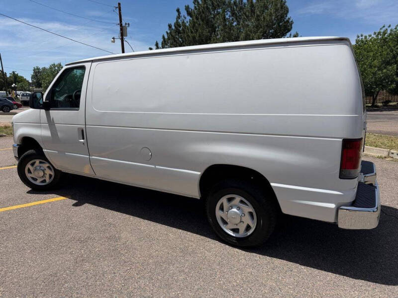 2011 Ford E-Series E-150