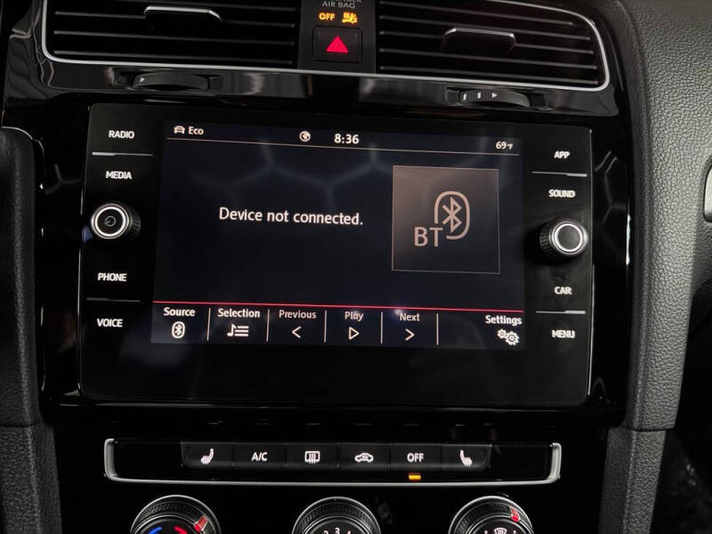 2020 Volkswagen Golf GTI SE