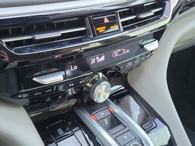 2023 Acura MDX w/Tech