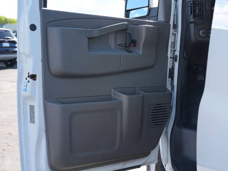 2017 Chevrolet Express 2500
