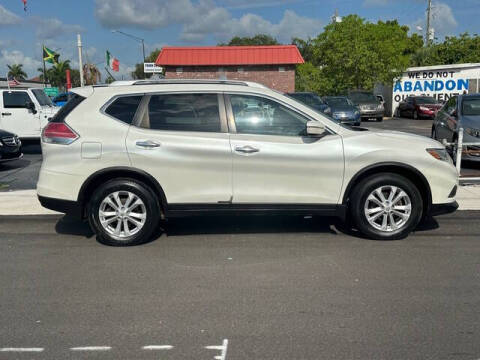 2015 Nissan Rogue SV