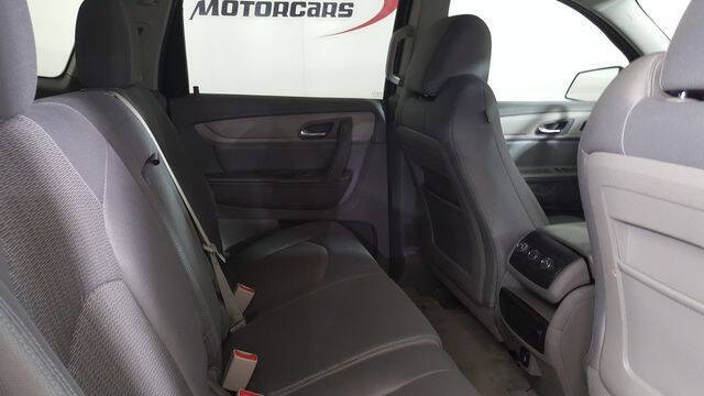 2017 Chevrolet Traverse LS