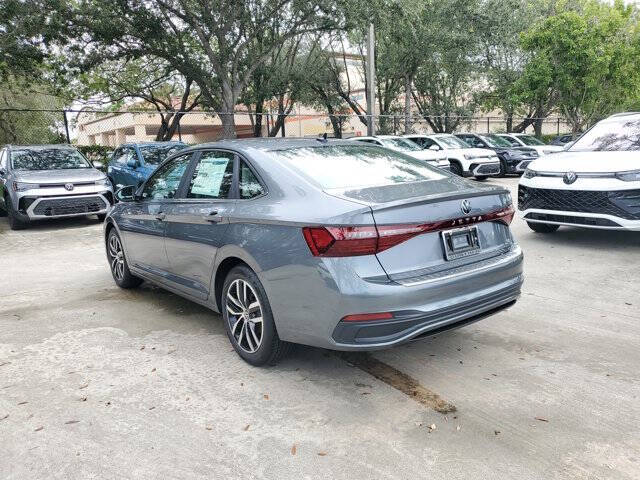 2025 Volkswagen Jetta SE