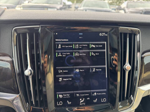 2018 Volvo S90 T5 Momentum