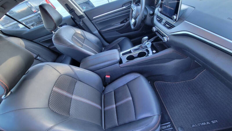 2024 Nissan Altima 2.5 SR