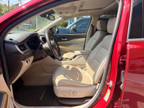 2017 GMC Acadia Denali