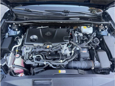 2018 Toyota Camry Hybrid LE