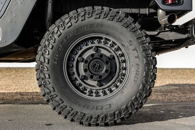 2025 AM General Hummer