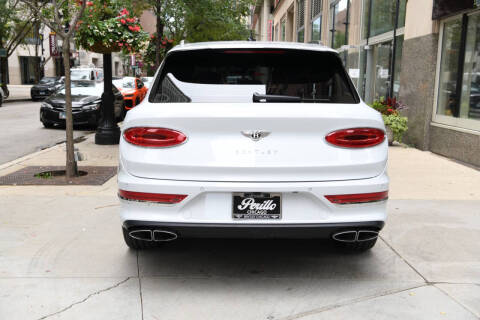 2024 Bentley Bentayga Azure V8