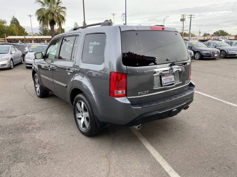 2012 Honda Pilot Touring photo 5