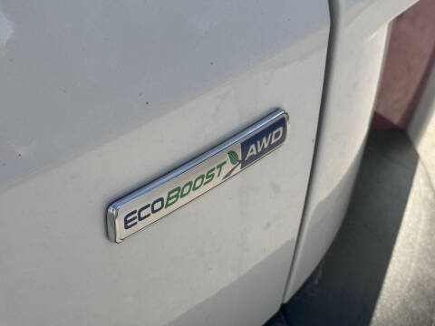 2020 Ford Escape SE