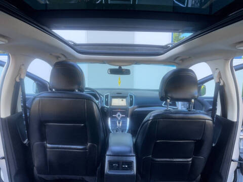 2018 Ford Edge Titanium