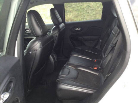 2019 Jeep Cherokee Altitude