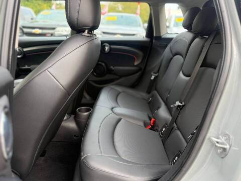 2022 MINI Hardtop 4 Door Cooper