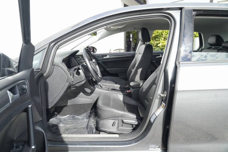 2019 Volkswagen e-Golf SEL Premium