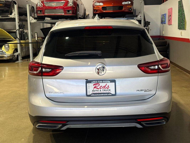 2018 Buick Regal TourX Essence