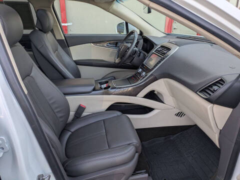 2020 Lincoln Nautilus Reserve