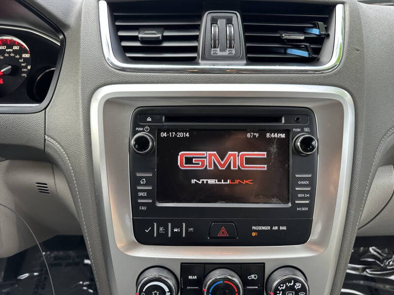 2015 GMC Acadia SLE-2