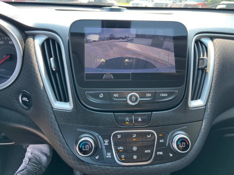 2022 Chevrolet Malibu LT