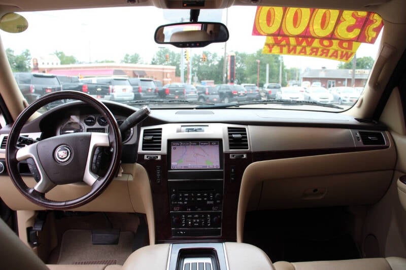 2013 Cadillac Escalade Luxury