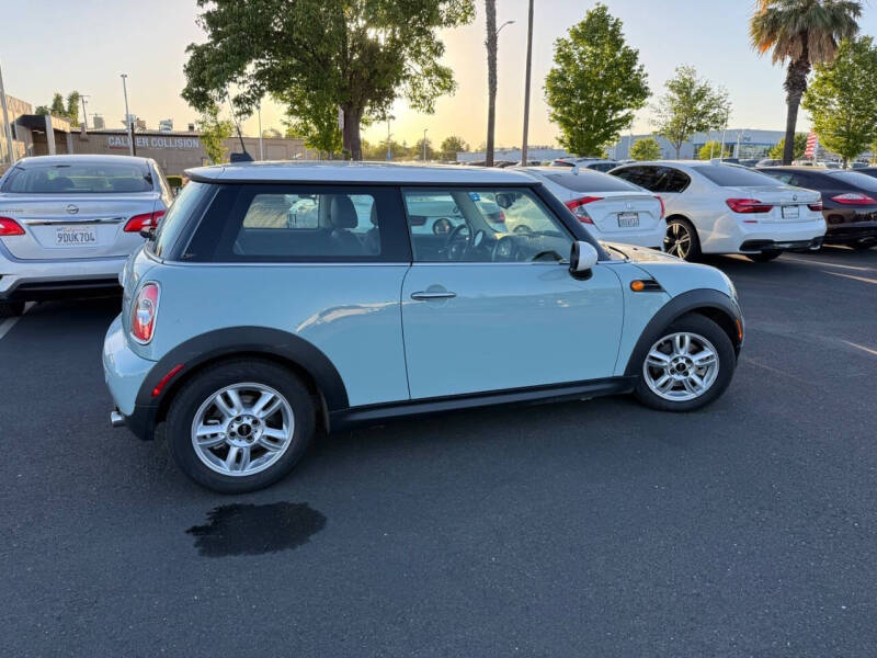 2011 MINI Cooper