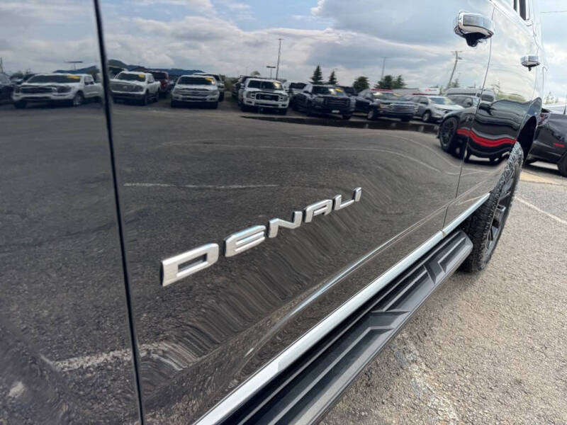 2024 GMC Yukon Denali