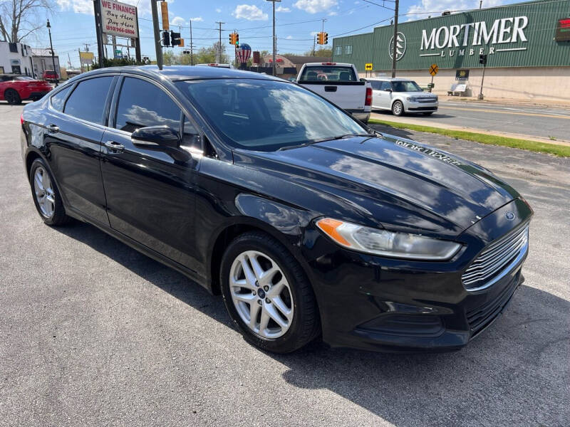 2015 Ford Fusion SE photo 3