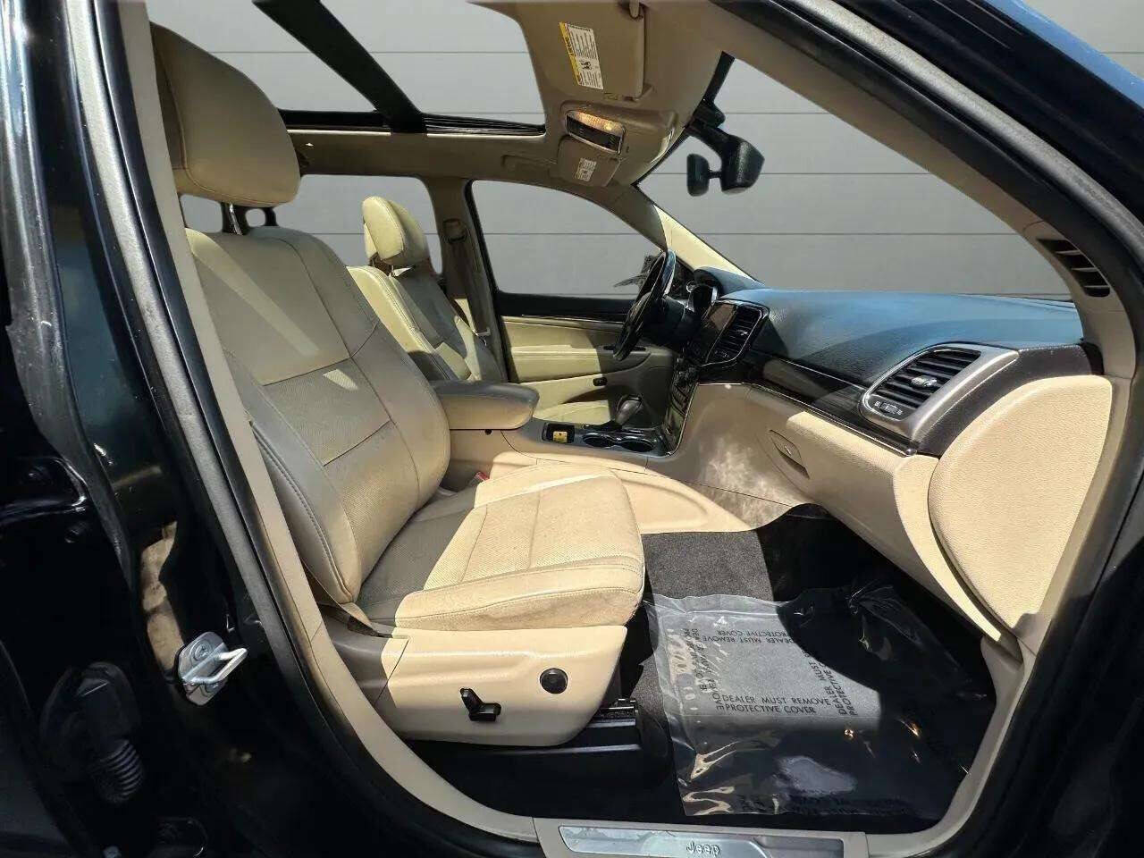 JeepGrand Cherokee53