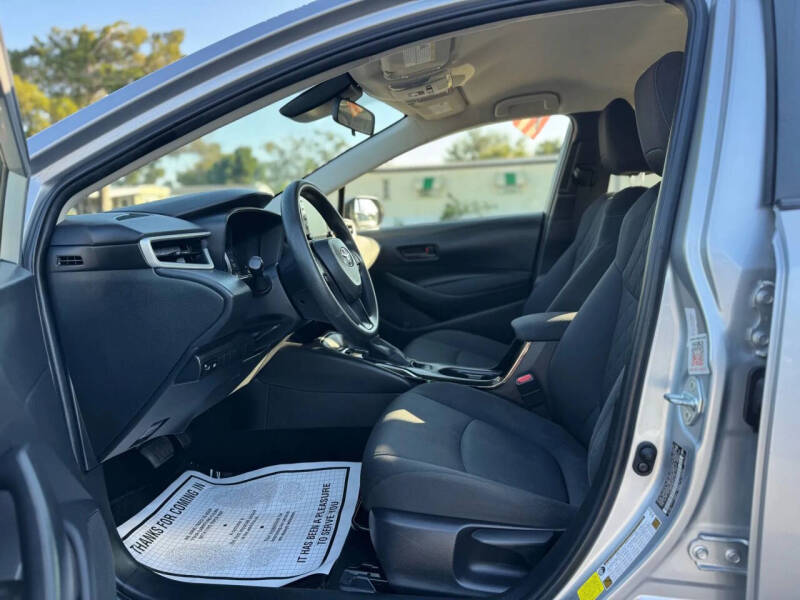 2022 Toyota Corolla LE