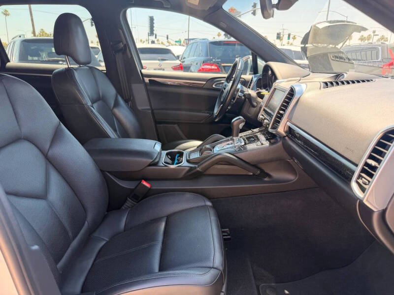 2016 Porsche Cayenne