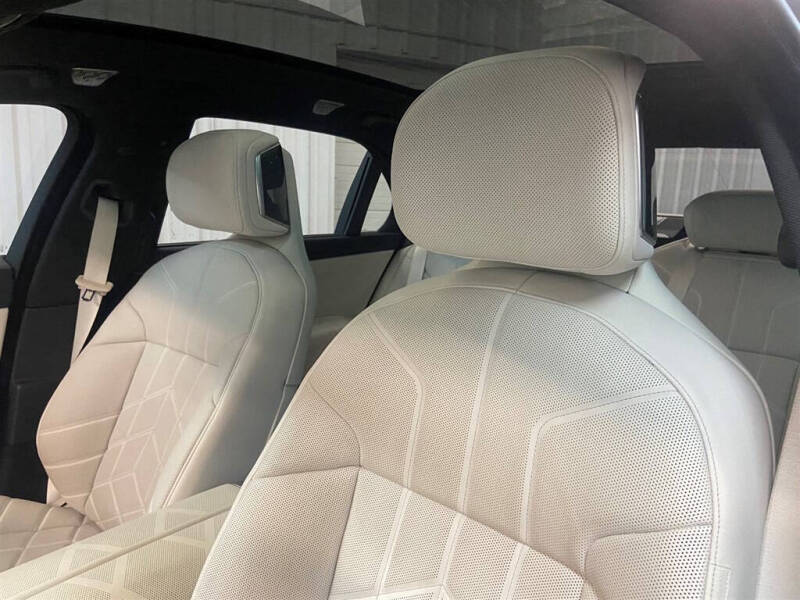 2023 BMW 7 Series 760i xDrive