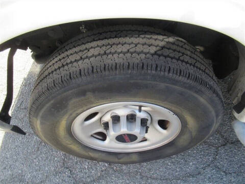 2022 GMC Savana 2500