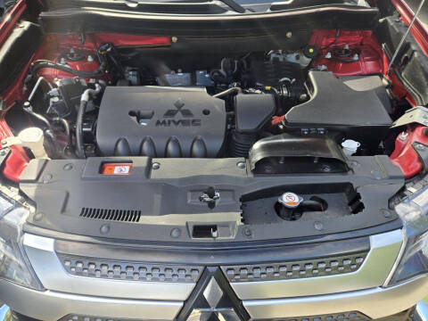 2019 Mitsubishi Outlander SE